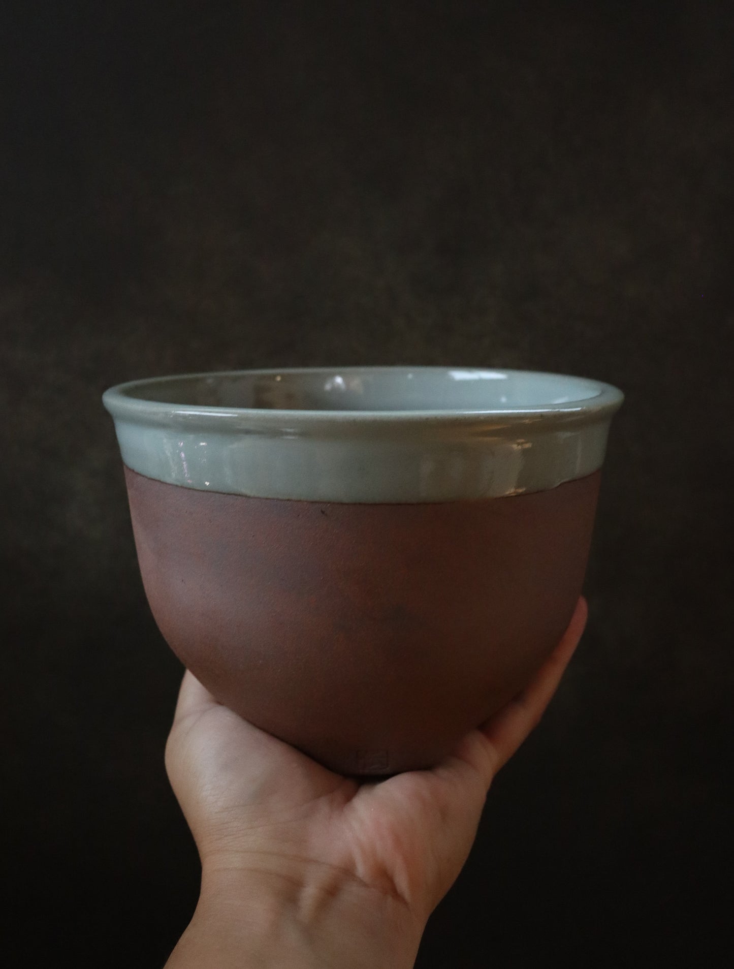伝市鉢 コウロ型  "Gray Rim"